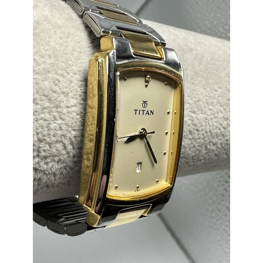 Titan 1955BAA K157 Mens Tank Watch New Battery 27MM 7.5